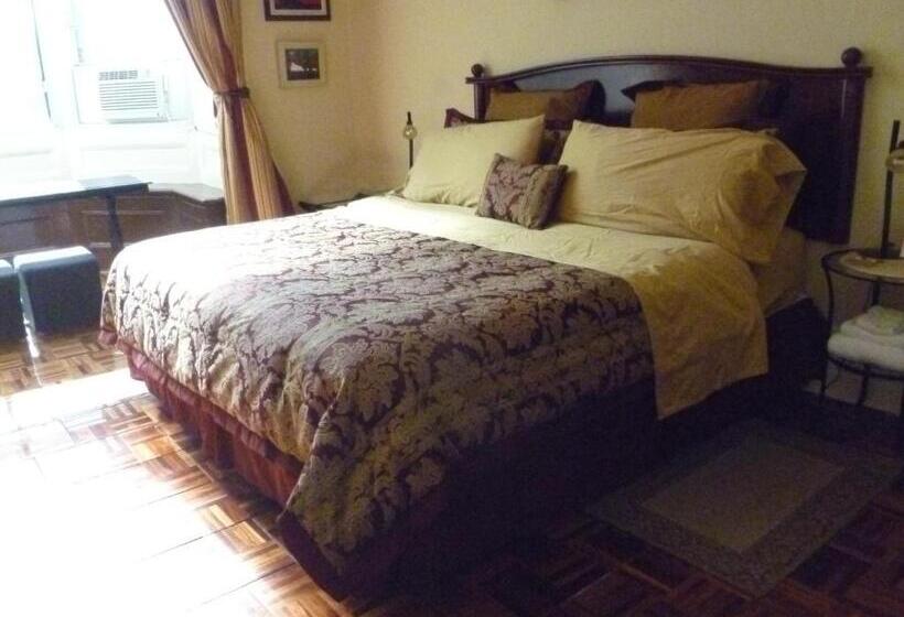 צימר Gingerbread Manor