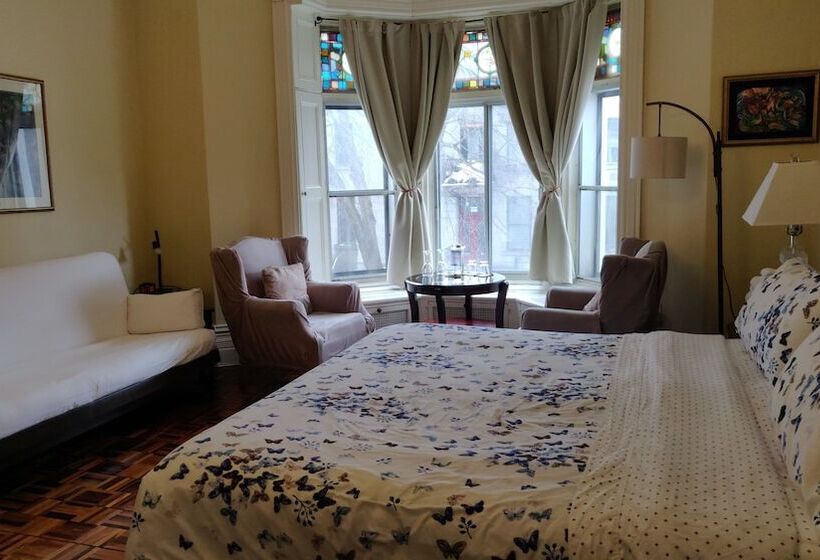 צימר Gingerbread Manor