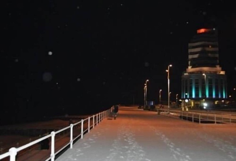 مبيت وإفطار Grand Hastings