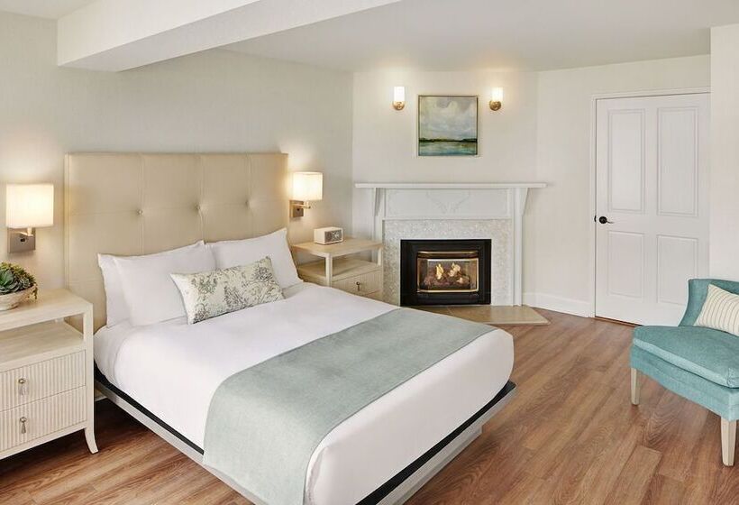 مبيت وإفطار Green Gables Inn, A Four Sisters Inn