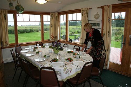 مبيت وإفطار Gustavus Inn