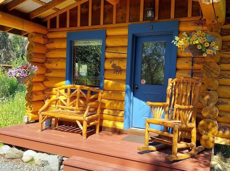 住宿加早餐  Hatcher Pass Cabins