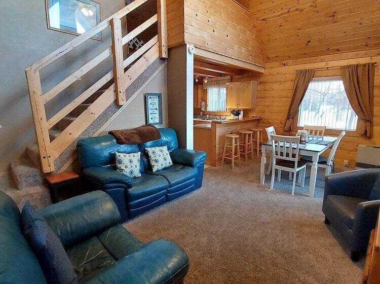 住宿加早餐  Hatcher Pass Cabins