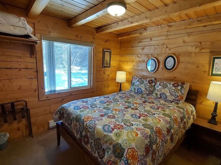 住宿加早餐  Hatcher Pass Cabins