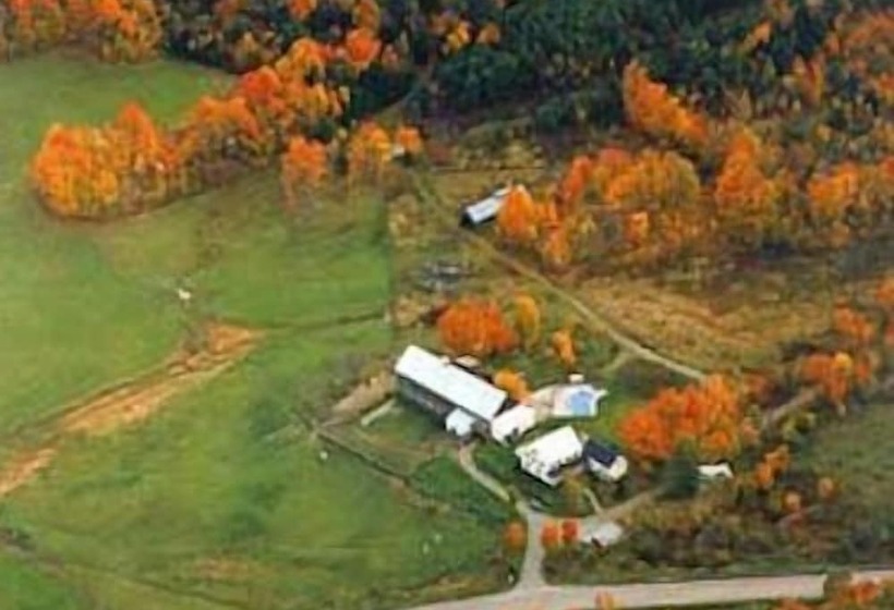 مبيت وإفطار Inn At Buck Hollow Farm