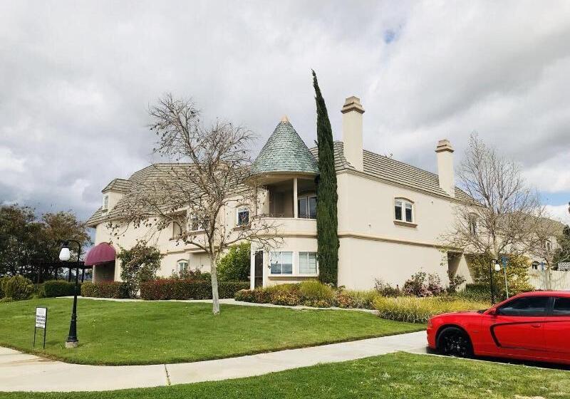 ベッドアンドブレックファースト Churon Inn Winery