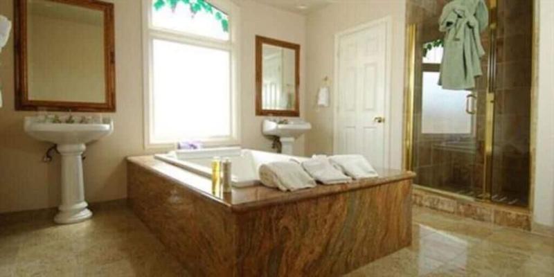 ベッドアンドブレックファースト Churon Inn Winery