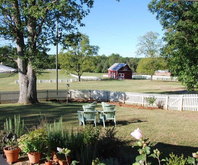 住宿加早餐  Inn At Westwood Farm