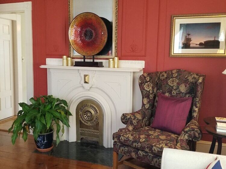 ベッドアンドブレックファースト Blackberry Inn