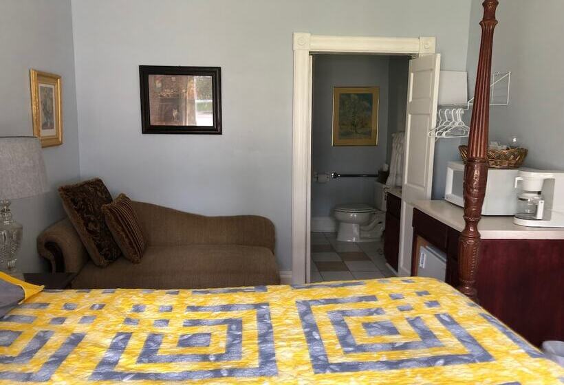 مبيت وإفطار Lucy's Place