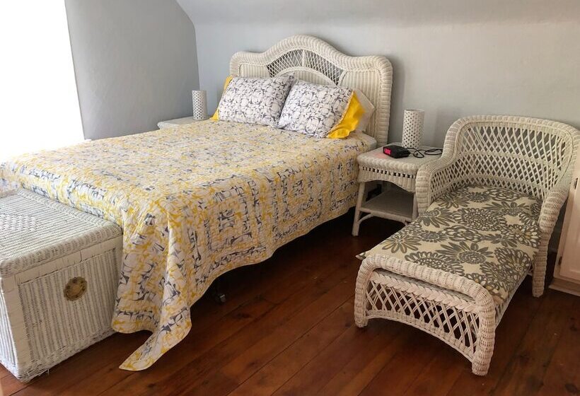 مبيت وإفطار Lucy's Place