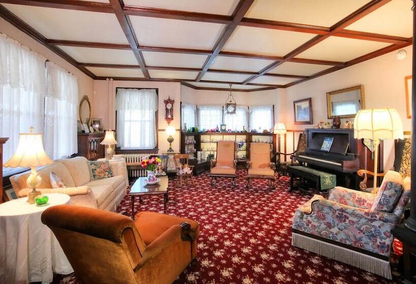 민박 Luther Ogden Inn