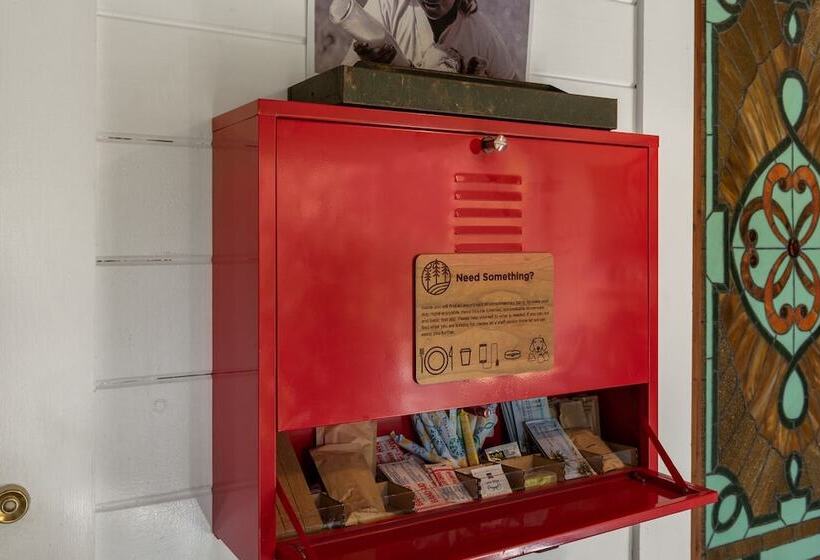 민박 Mine And Farm, The Inn At Guerneville, Ca