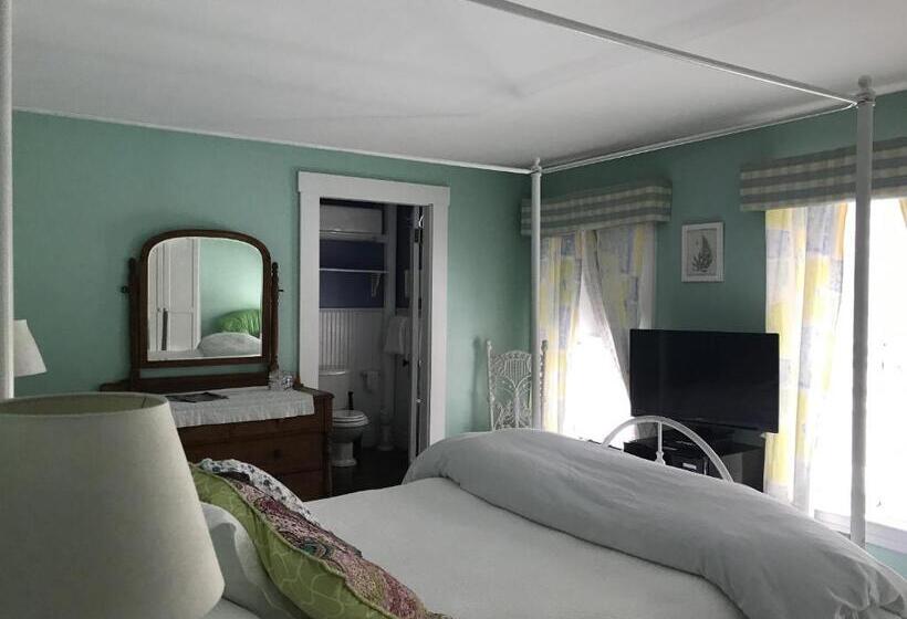 مبيت وإفطار The Monadnock Inn