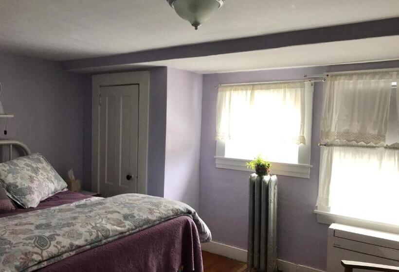 مبيت وإفطار The Monadnock Inn