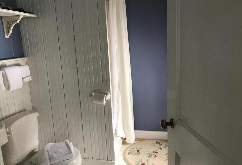 مبيت وإفطار The Monadnock Inn