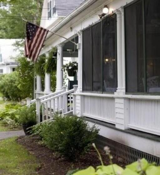 مبيت وإفطار The Monadnock Inn