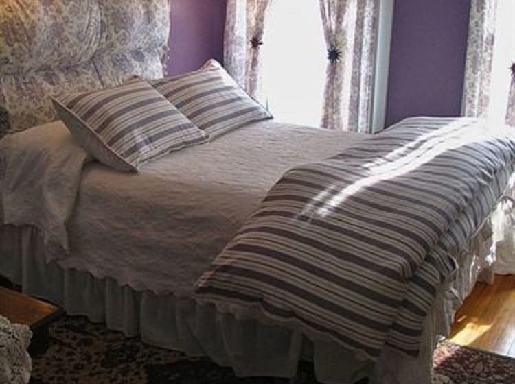 مبيت وإفطار The Monadnock Inn