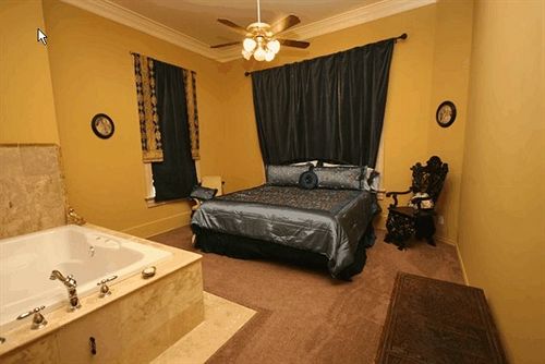 مبيت وإفطار The Olivia Mansion