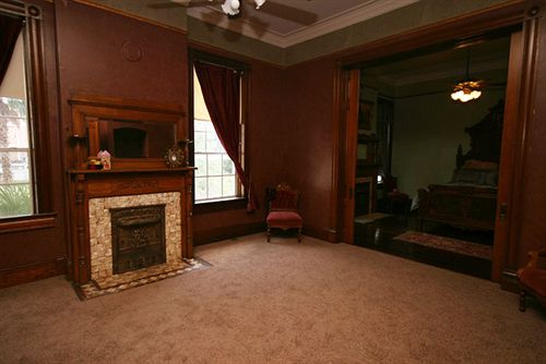 مبيت وإفطار The Olivia Mansion