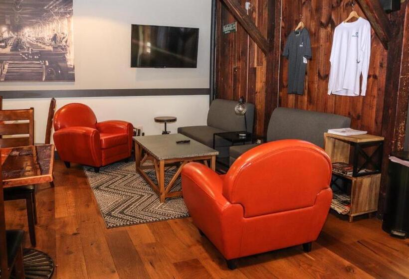 مبيت وإفطار Old Mill Inn