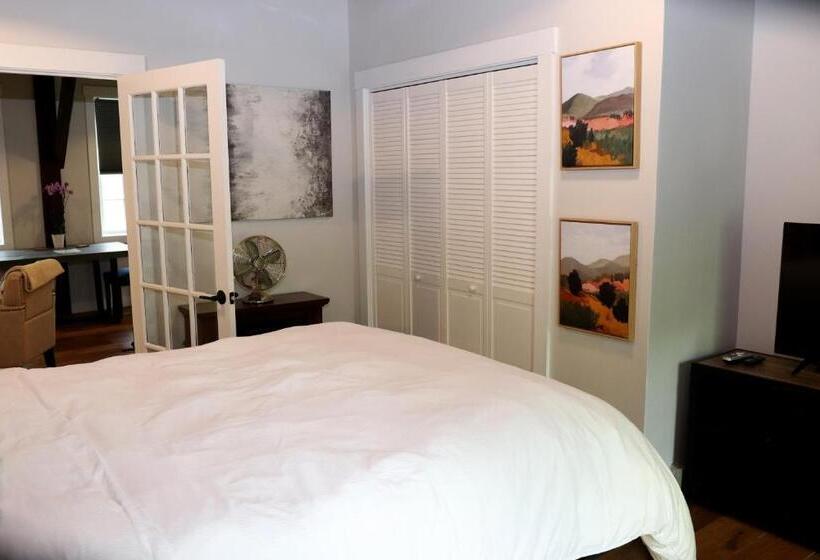 مبيت وإفطار Old Mill Inn