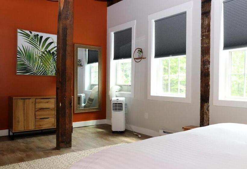 مبيت وإفطار Old Mill Inn