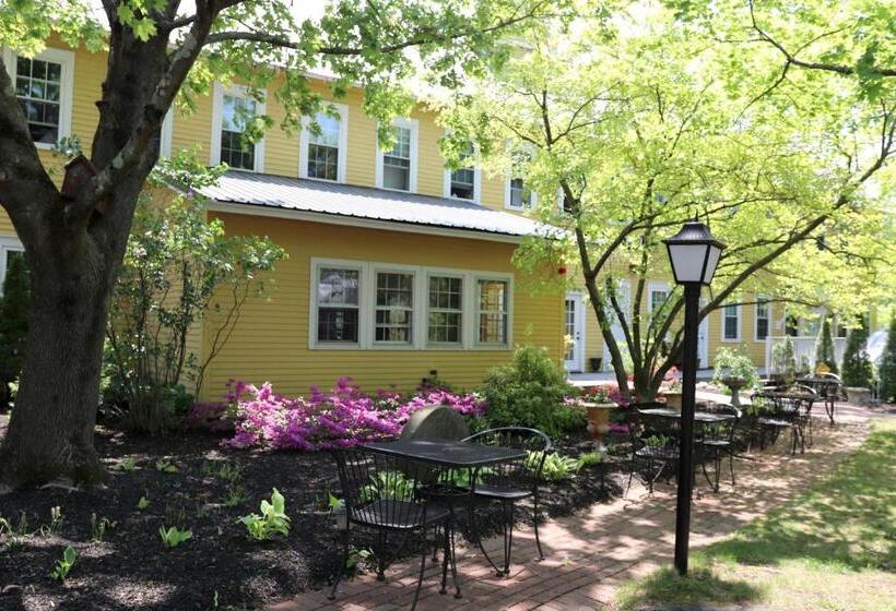 مبيت وإفطار Old Mill Inn