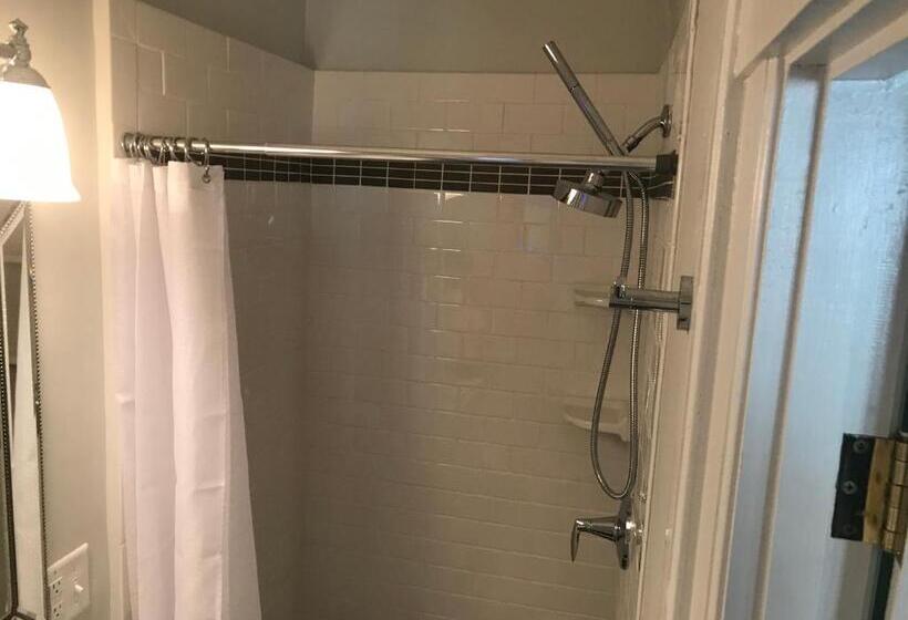 تختخواب و صبحانه Prince Albert Provincetown