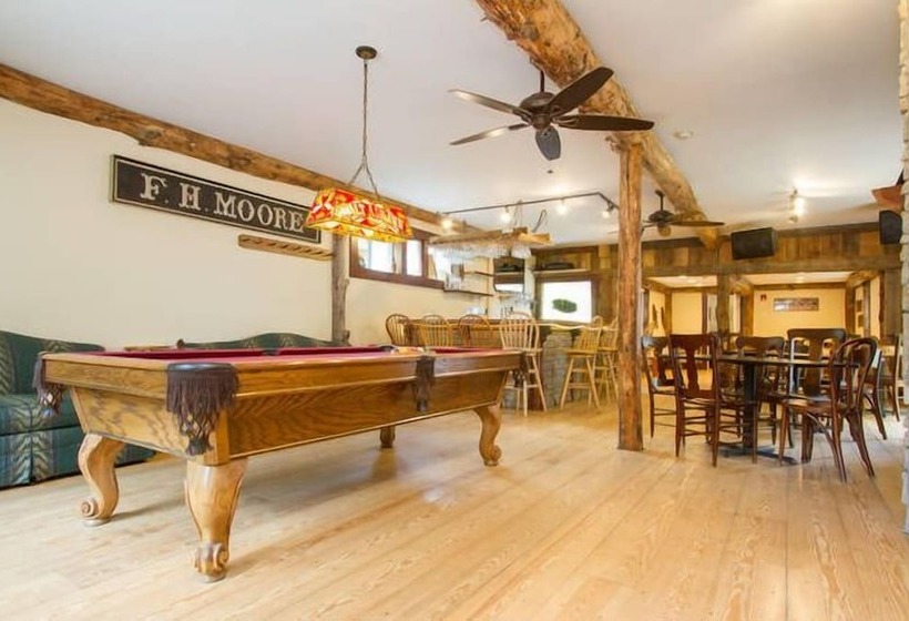 مبيت وإفطار Salt Ash Inn