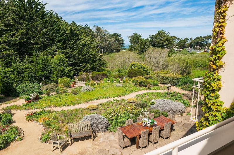 مبيت وإفطار Seal Cove Inn