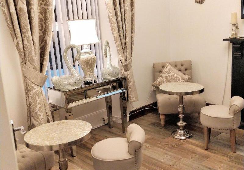 مبيت وإفطار Serendipity House