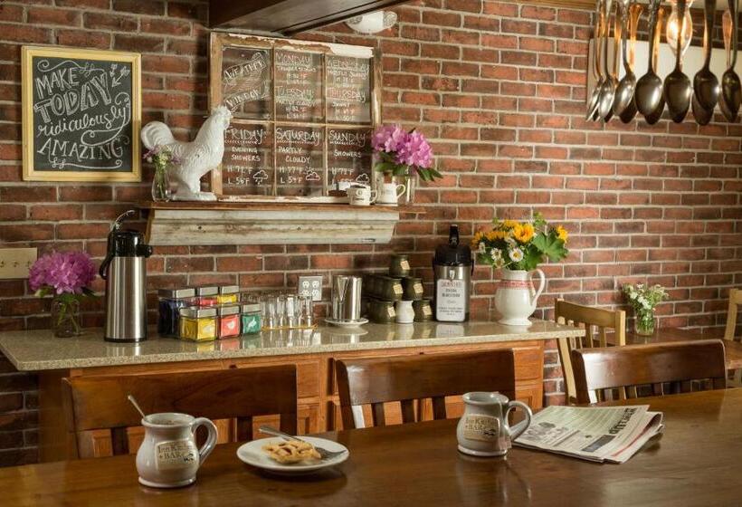 민박 Squam Lake Inn