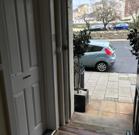 مبيت وإفطار St John's Guest House