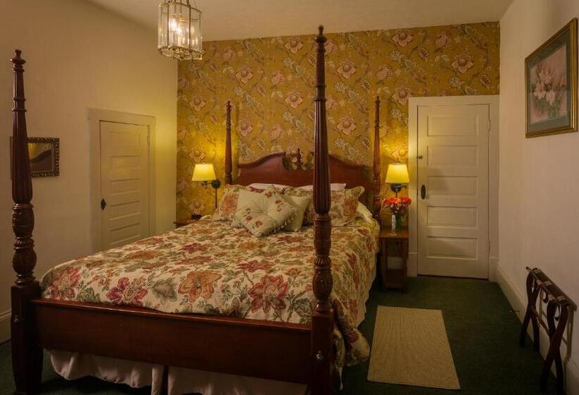 צימר Taylor House Inn