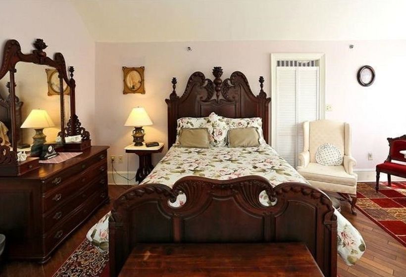 مبيت وإفطار The Doctor's Inn