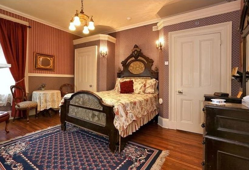 مبيت وإفطار The Doctor's Inn