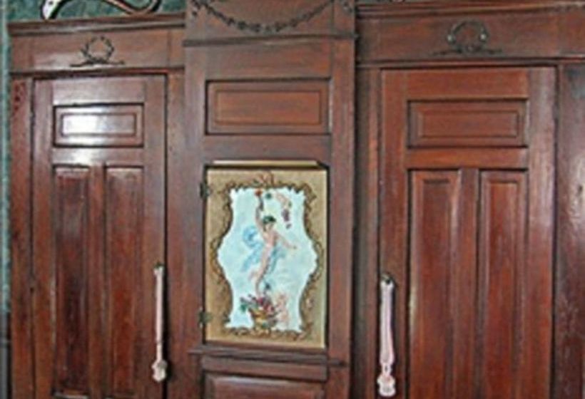 مبيت وإفطار The Doctor's Inn