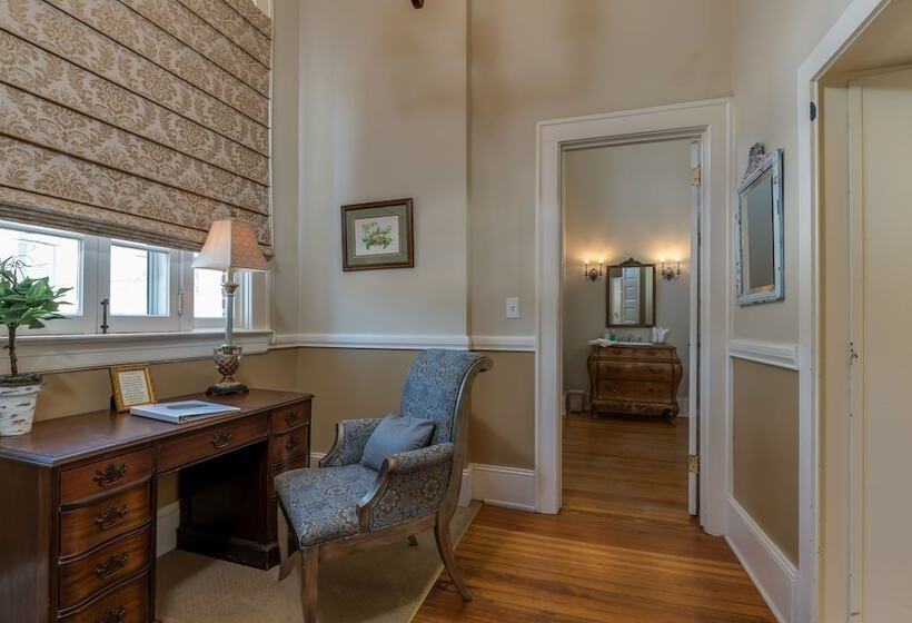 住宿加早餐 The Firehouse Inn