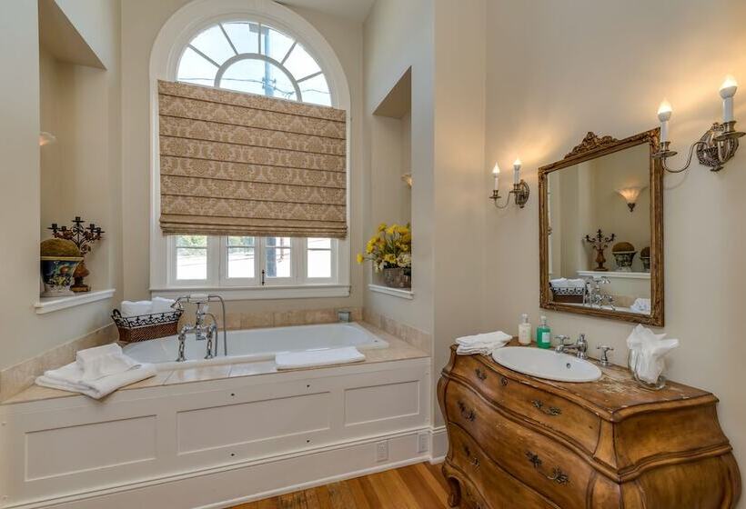 住宿加早餐 The Firehouse Inn