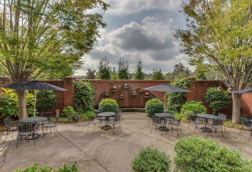 住宿加早餐 The Firehouse Inn