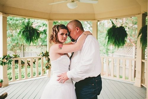 ベッドアンドブレックファースト The Hale House Inn