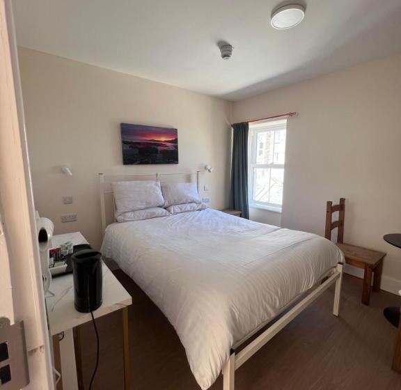 تختخواب و صبحانه The Harbour Lights