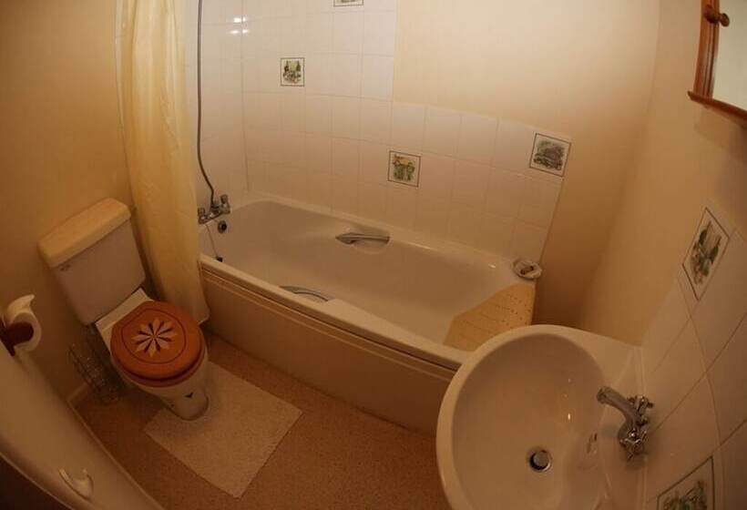 تختخواب و صبحانه The Harbour Lights