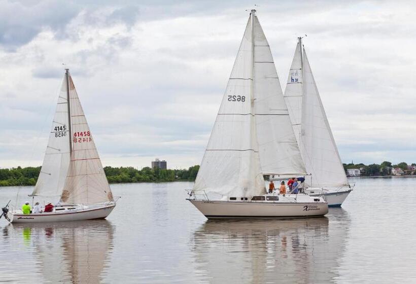 مبيت وإفطار The Lily Inn  Burlington