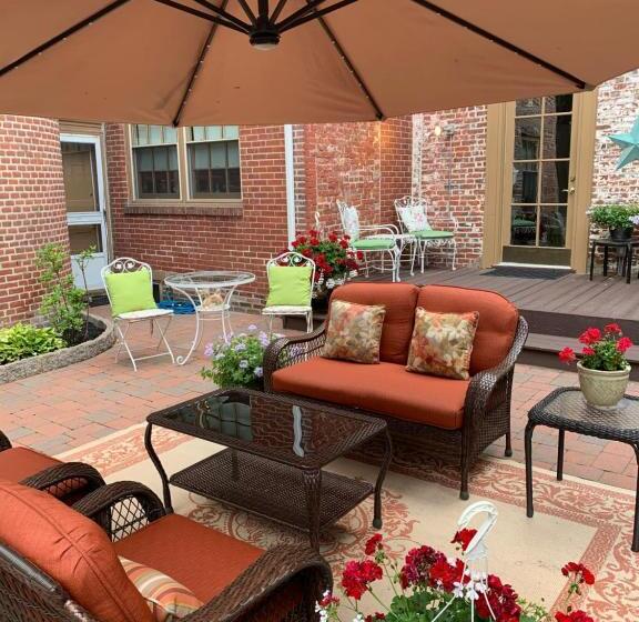 مبيت وإفطار The Lily Inn  Burlington