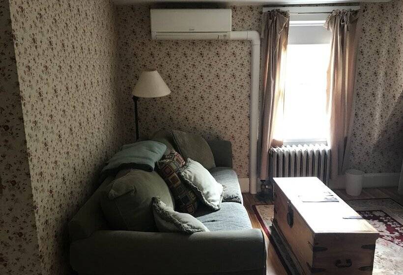 مبيت وإفطار The Monadnock Inn