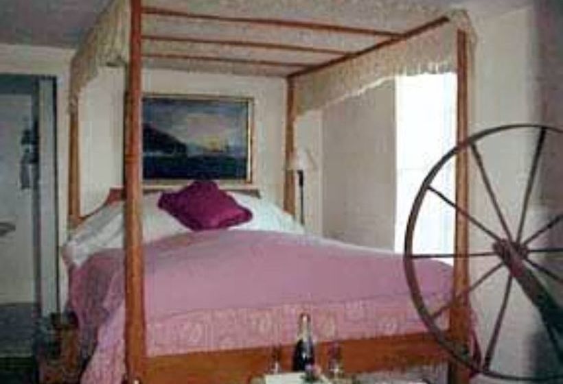 민박 Roseledge Country Inn & Farm Shoppe