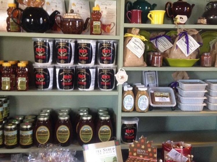 민박 Roseledge Country Inn & Farm Shoppe