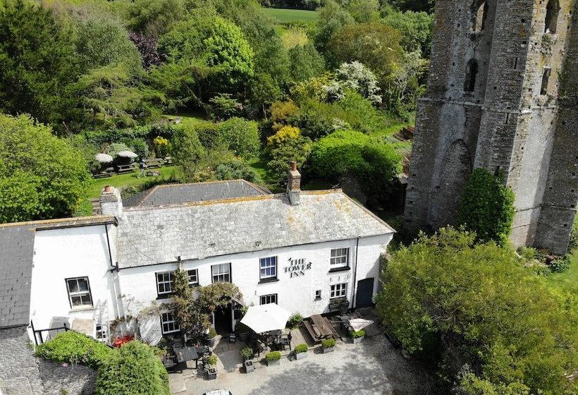 住宿加早餐  The Tower Inn